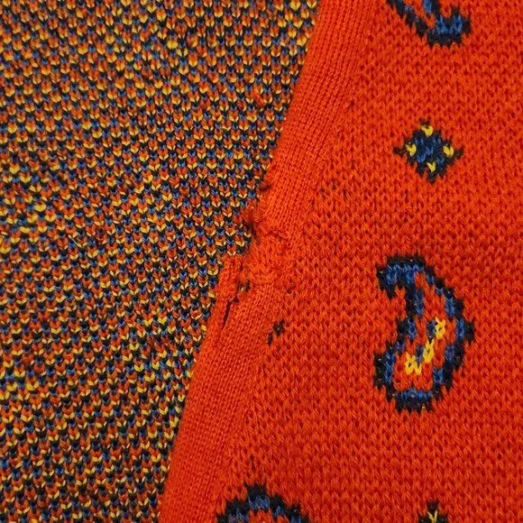 VINTAGE WOMENS PENDLETON CARDIGAN SWEATER VEST WITH PAISLEY PATTERN - Picture 6 of 9